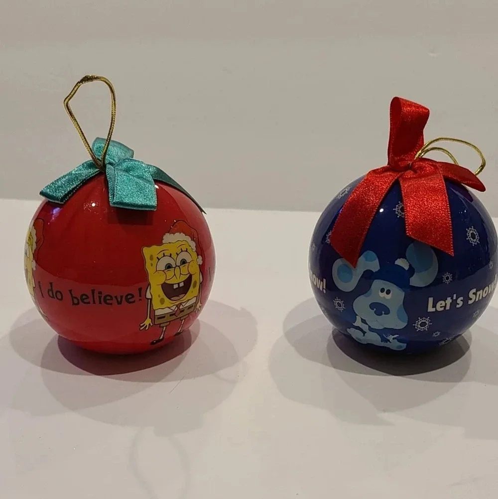 2003 Viacom  International Enesco ornaments